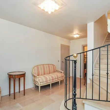 5br With Private Pool - What'app - 0049-1521-4658-810 - For Reservations! 别墅 Mandelieu