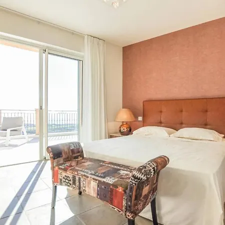 5br With Private Pool - What'app - 0049-1521-4658-810 - For Reservations! *